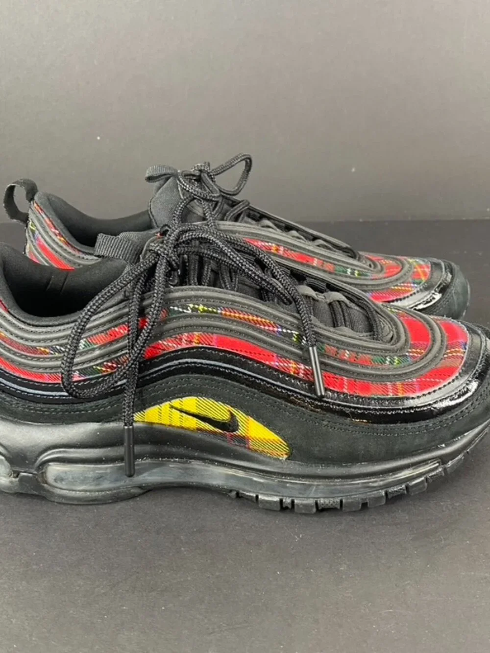Nike Air Max 97 SE Tartan Black University Red Sneakers Size 7.5